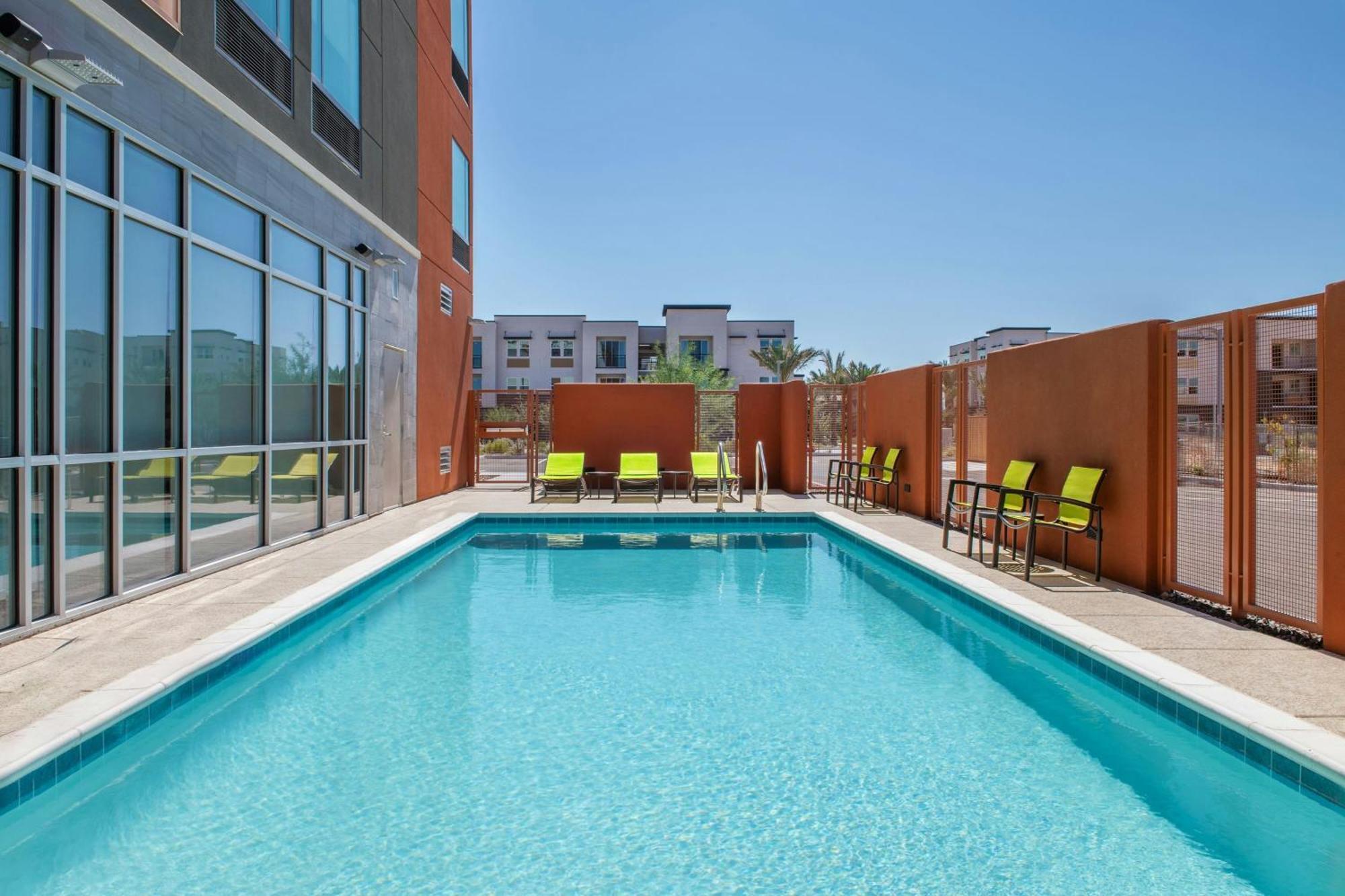 Springhill Suites By Marriott Phoenix West/에이번데일 외부 사진