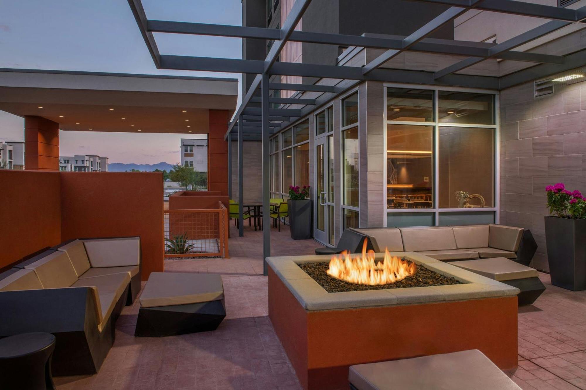 Springhill Suites By Marriott Phoenix West/에이번데일 외부 사진