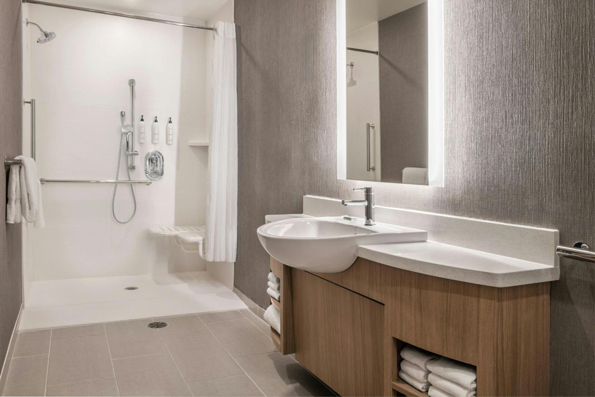 Springhill Suites By Marriott Phoenix West/에이번데일 외부 사진